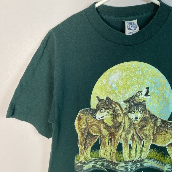 Vintage Green Wolf Graphic T-Shirt Single Stitch made in USA Medium Eagle Tag - Picture 4 of 7